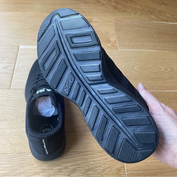 APL TechLoom Pro black womans size 8.5 - Picture 6 of 9